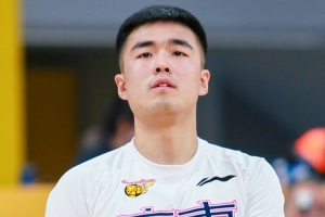 官方网页版登录-媒体人：张文逸留广东因成长空间 杜锋骂归骂&amp;一直都愿给纠错机会