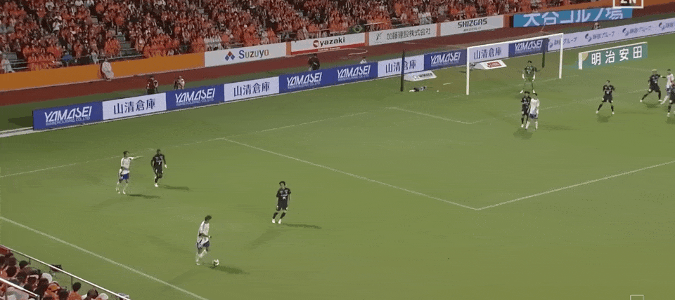 日职联半场：大卫、角田涼太朗破门，横滨水手2-0清水心跳