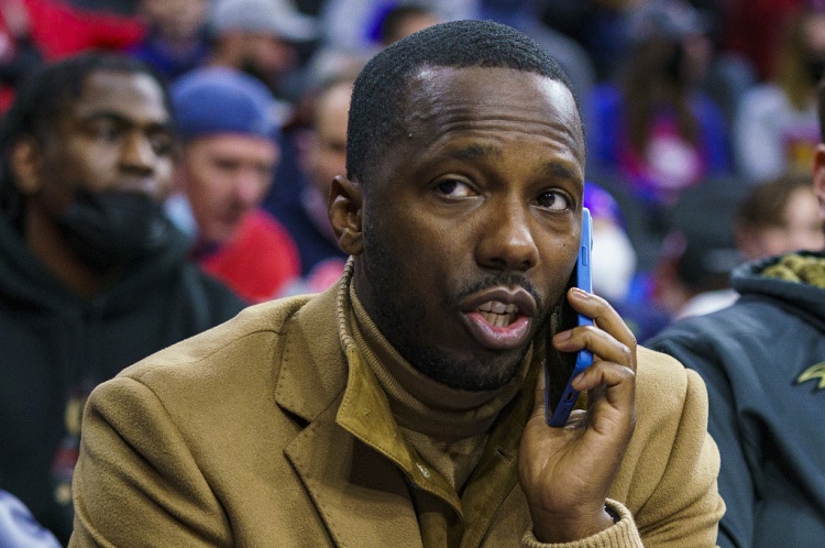 官方网页版登录-富保罗：球员&amp;演员做播客都没什么 为什么经纪人做播客就奇怪了？